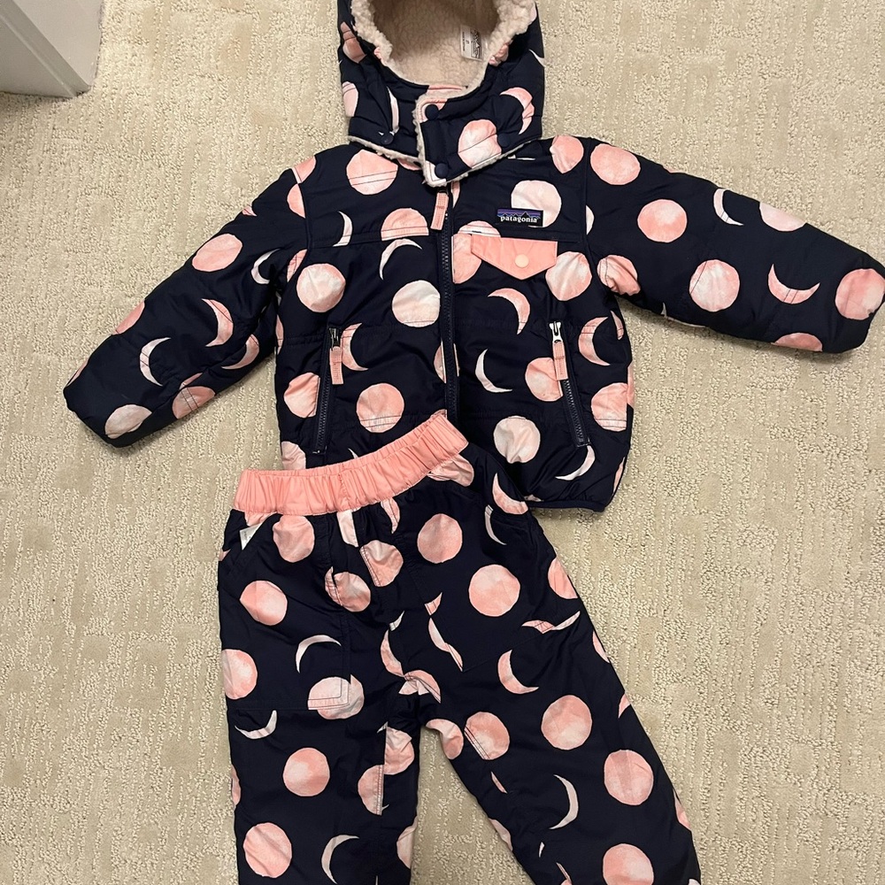 Patagonia Tribbles reversible jacket and pants set 2T